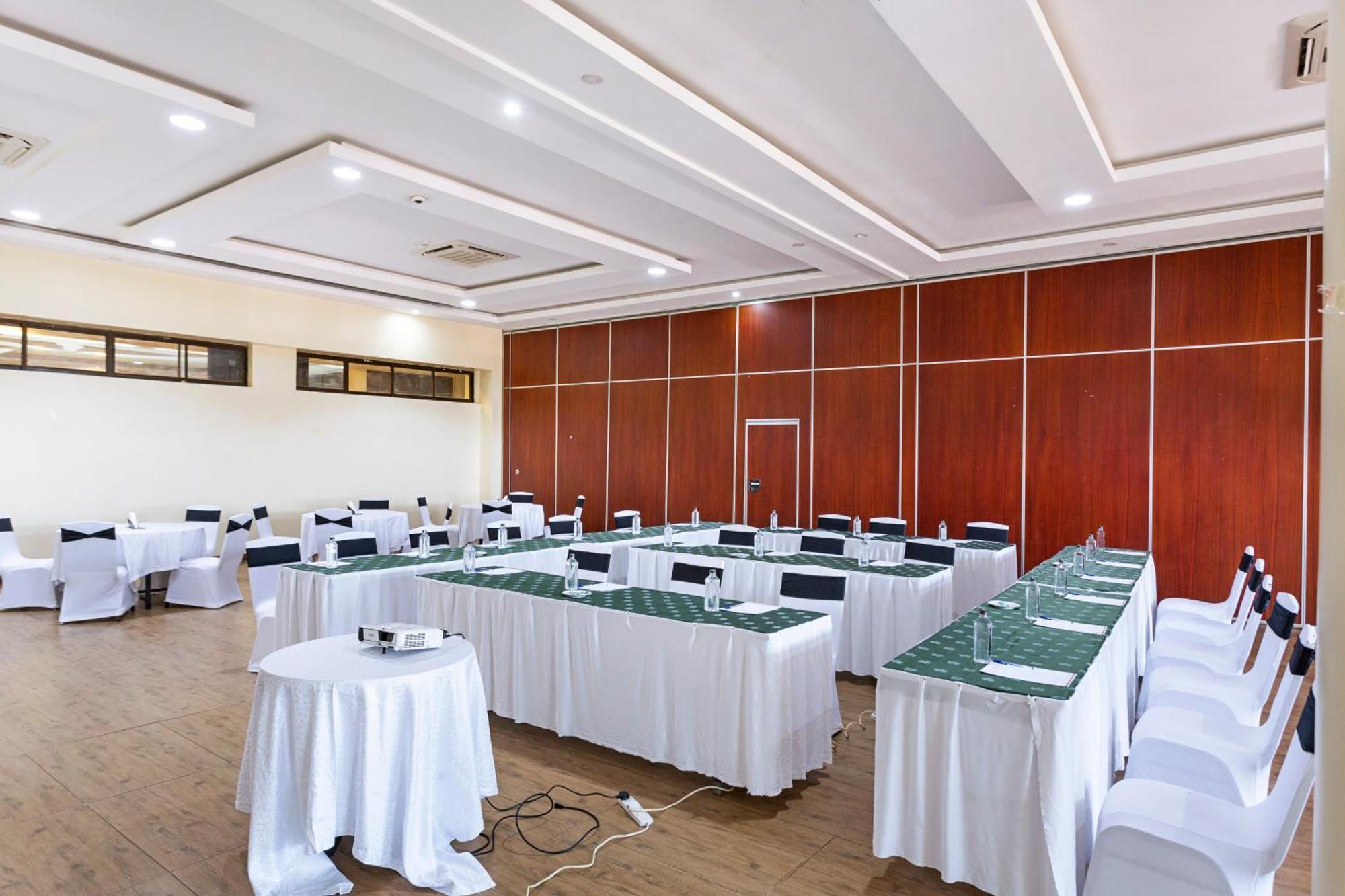 Verona And Conference Center Hotel