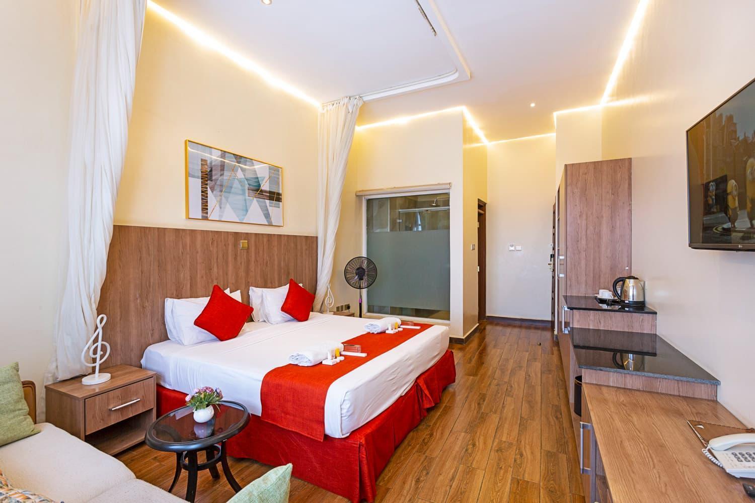 Verona And Conference Center Hotel